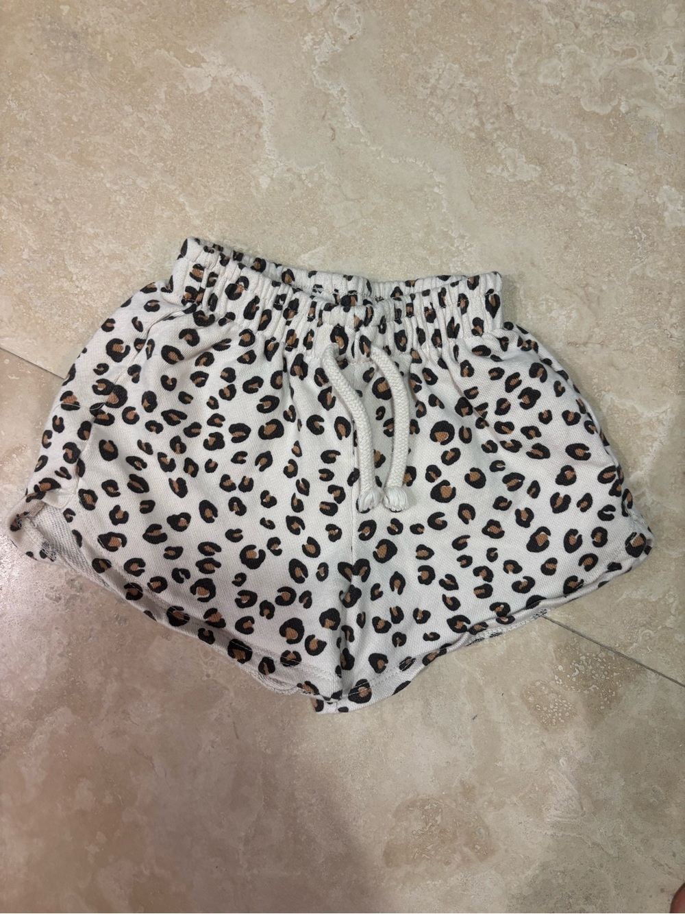 Zara Kids Leopard Print Girl's Cream Drawstring Lounge Sweat Shorts size 6